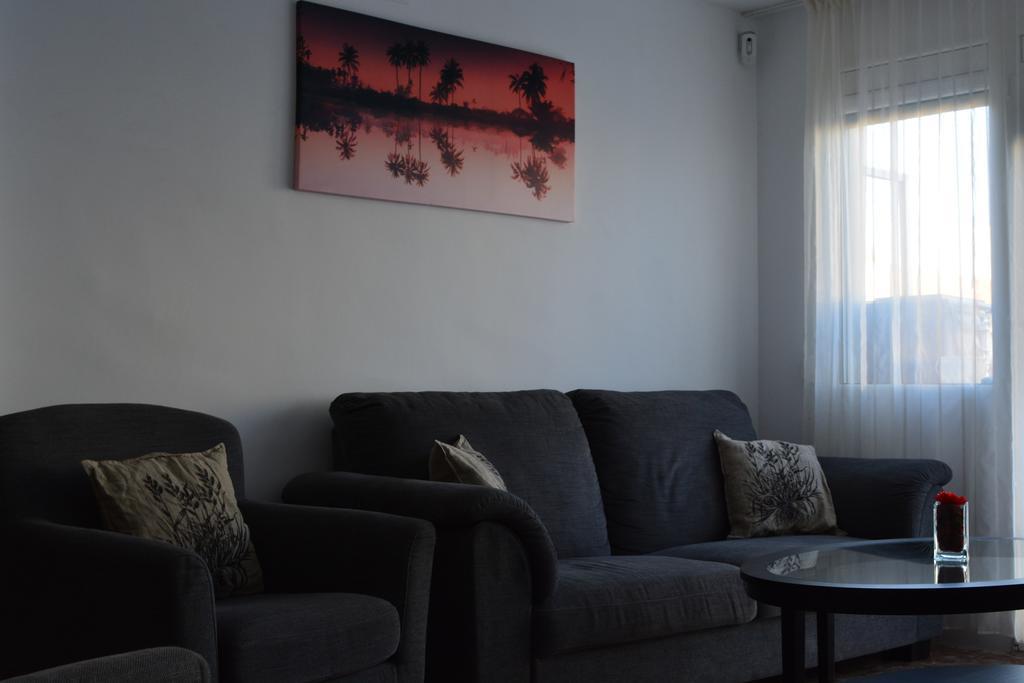 Arena'S Apartament Valenza Esterno foto